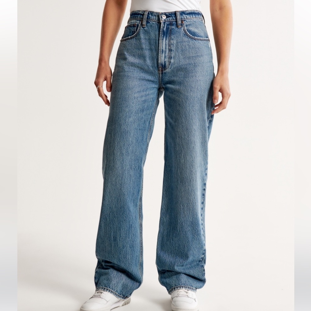 Abercrombie High Rise Loose Jeans